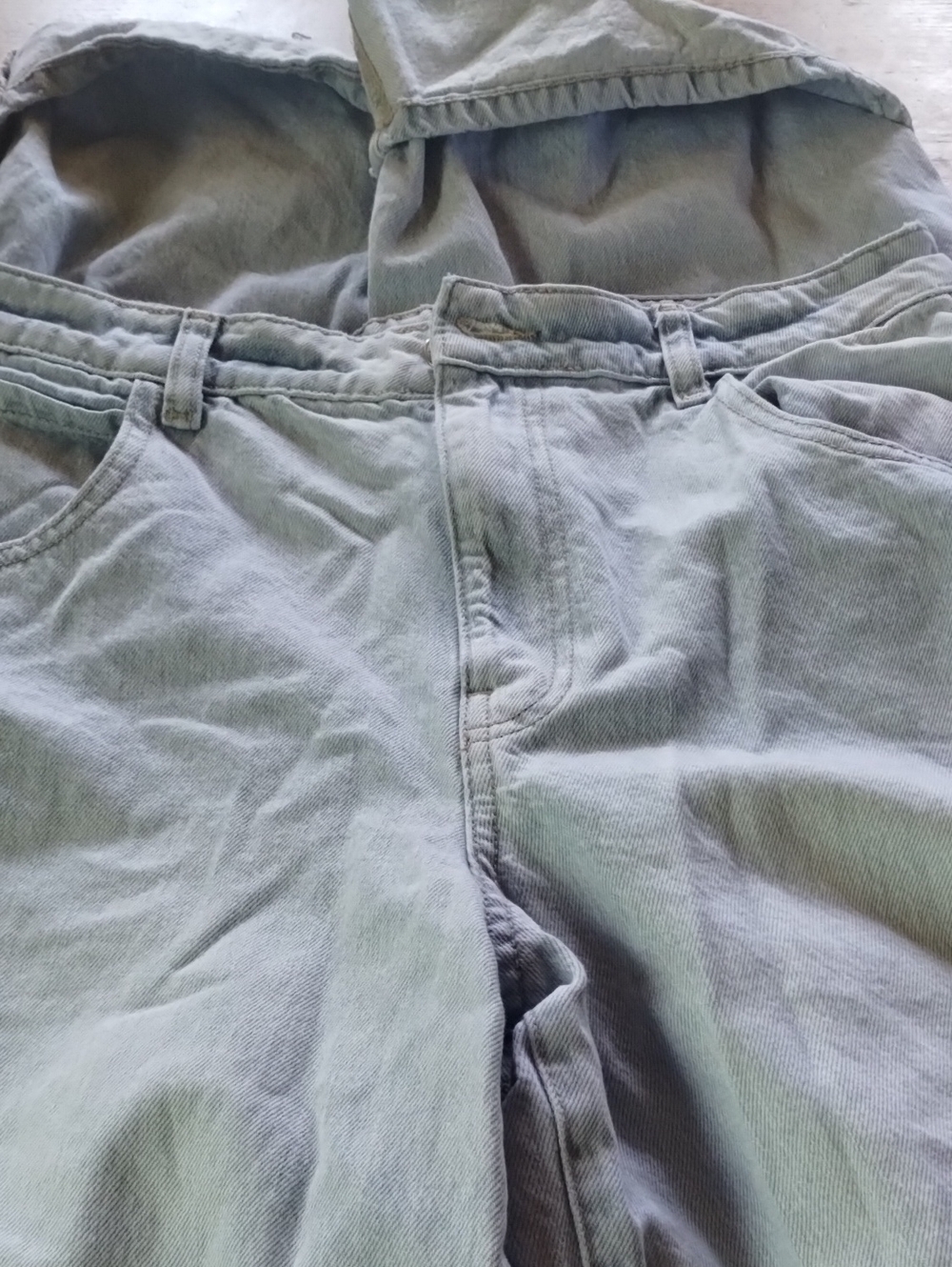 Forever 21 Ladies Light Blue Jeans Chinos